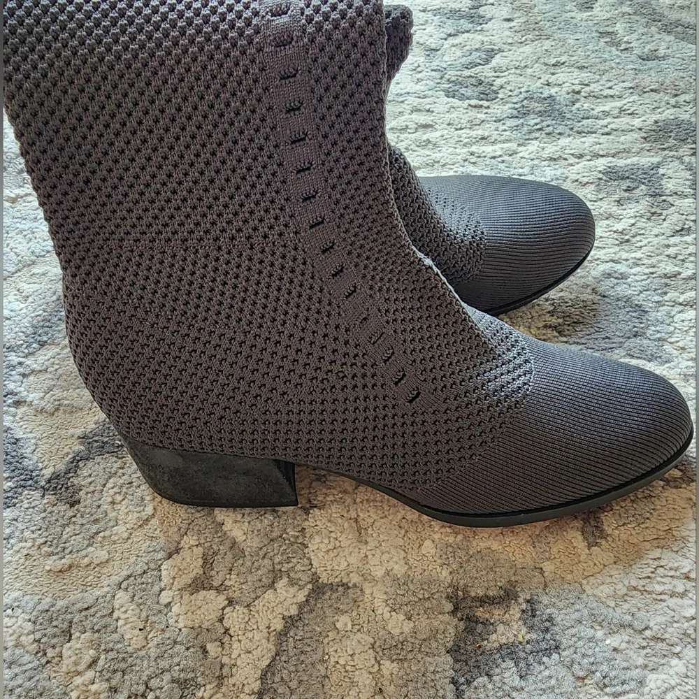 Eileen Fisher Charcoal Heeled Boots - Picture 10 of 12